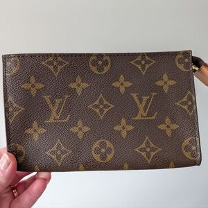 Louis Vuitton Monogram Pouch